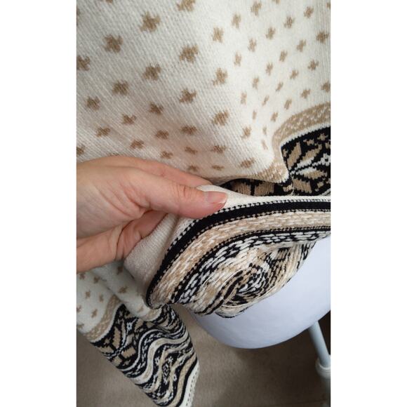 Women's Fair Isle Nordic sweater cardigan w/ornate silver clasps size S/M soft - Picture 7 of 8